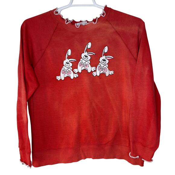 Vintage Bassett Walker Women's Large Sweatshirt Bunny Rabbit Red Faded Scalloped - Picture 1 of 8